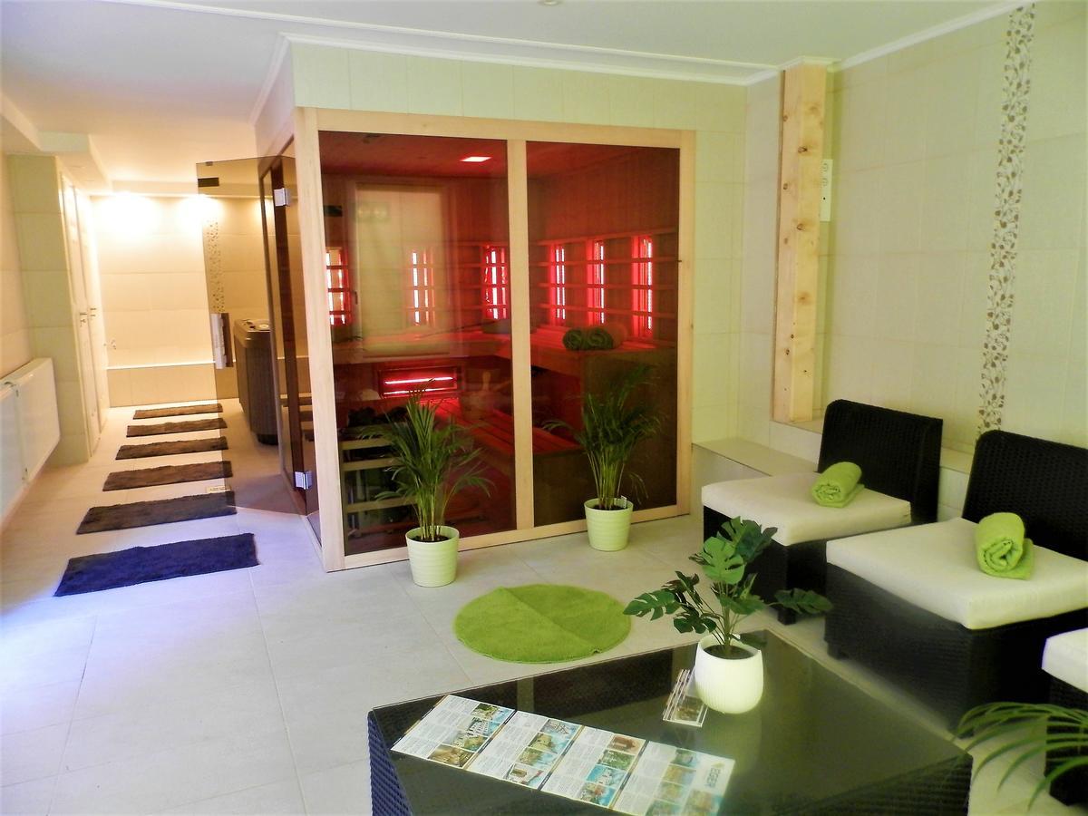 Bartok Ter Panzio Bed & Breakfast Eger Room photo