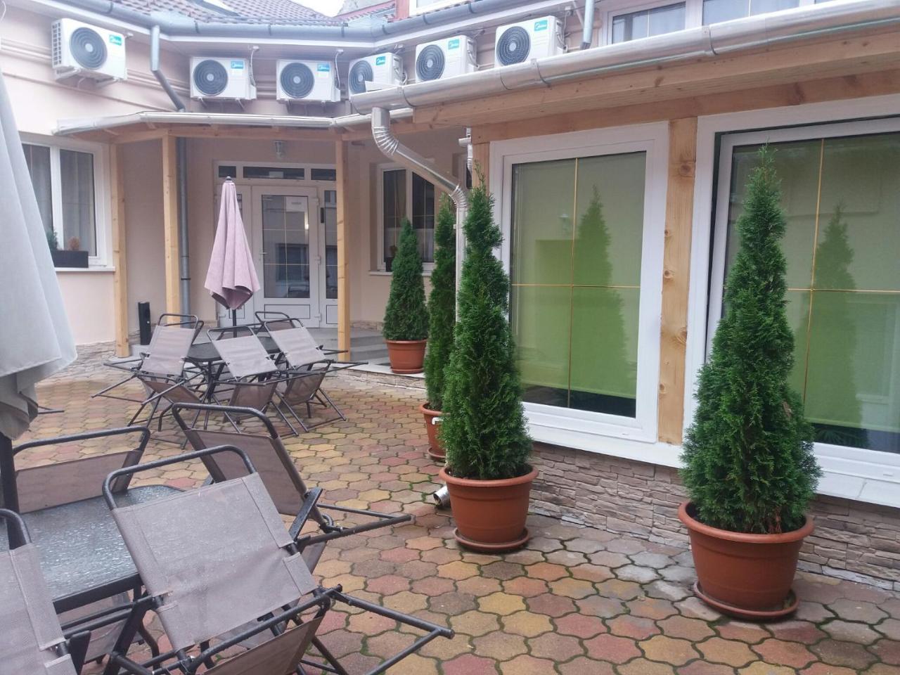 Bartok Ter Panzio Bed & Breakfast Eger Exterior photo